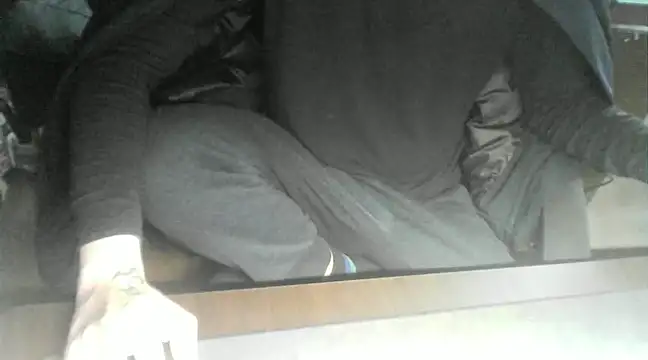 Snapshot of Ryan67533 chatting on 01/05/25, 03:43 Ryan67533 online show from 01/05/25, 03:43