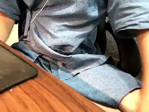 Ryan67533 online show from 11/03/25, 12:06