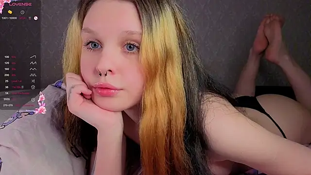 Hi Kitti online show from 03/24/26, 02:22