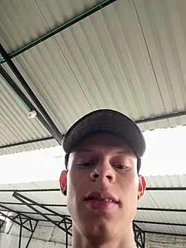 Daddyrich 632 online show from 05/03/26, 07:31