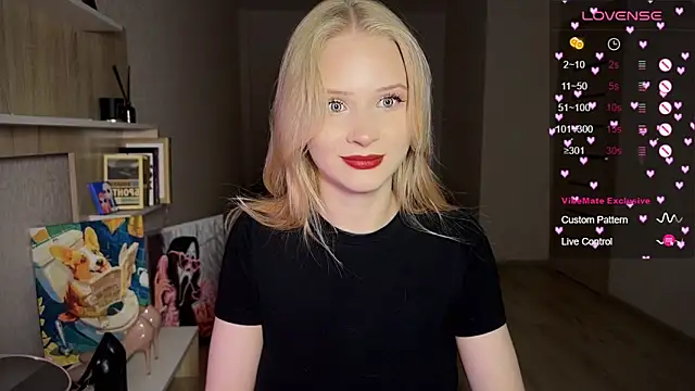 lisa barbie online show from 09/24/25, 03:15