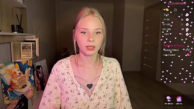 lisa barbie online show from 10/22/25, 08:08