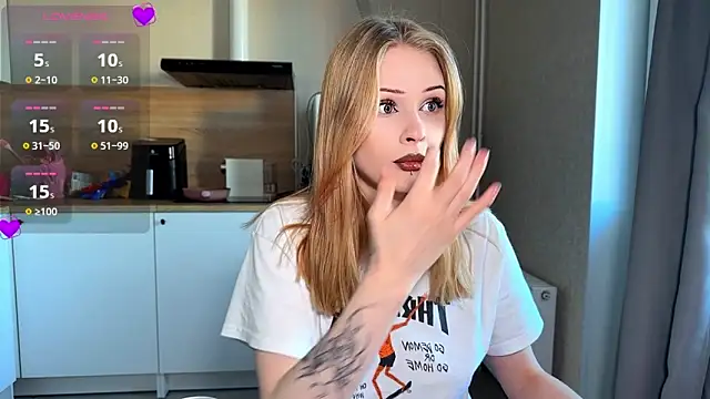 lisa barbie online show from 04/11/26, 04:00