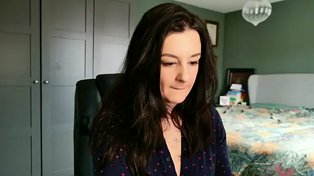 Snapshot of flatwhite0 chatting on 02/18/26, 10:11 flatwhite0 online show from 02/18/26, 10:11