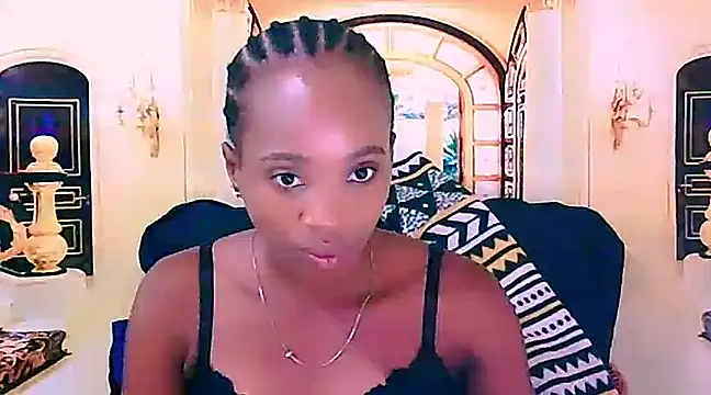 Snapshot of EbonyCreamy69 chatting on 12/30/24, 06:38 EbonyCreamy69 online show from 12/30/24, 06:38