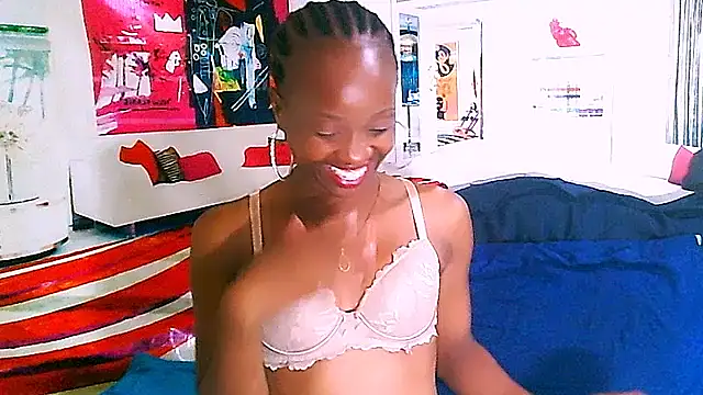 Snapshot of EbonyCreamy69 chatting on 01/08/25, 11:52 EbonyCreamy69 online show from 01/08/25, 11:52