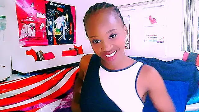 Snapshot of EbonyCreamy69 chatting on 01/09/25, 05:43 EbonyCreamy69 online show from 01/09/25, 05:43