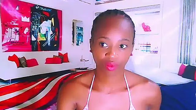 Snapshot of EbonyCreamy69 chatting on 01/18/25, 11:00 EbonyCreamy69 online show from 01/18/25, 11:00