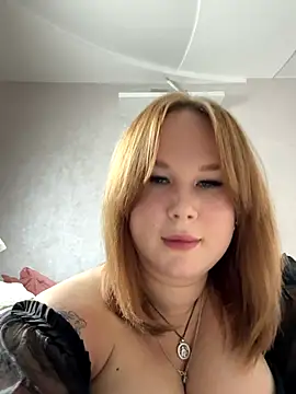 Snapshot of Emmy_Greis chatting on 11/04/25, 06:51 Emmy Greis online show from 11/04/25, 06:51