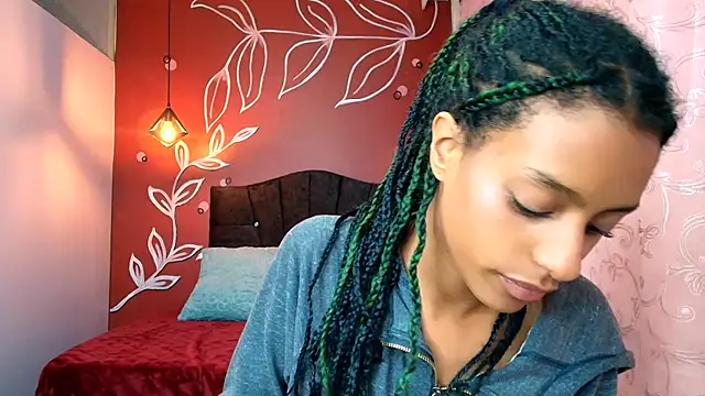 Zia Green online show from 01/13/25, 06:27