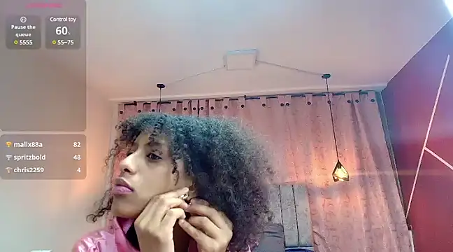 Zia Green online show from 03/16/25, 05:03