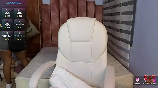 Snapshot of lou_rosse_ chatting on 12/20/24, 09:06 lou rosse  online show from 12/20/24, 09:06