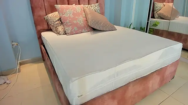 lou rosse  online show from 11/13/25, 08:41