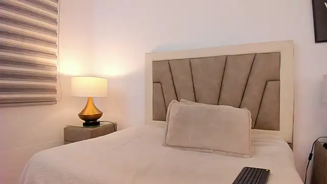 JaneLondon online show from 01/25/25, 10:51