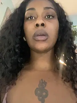 Snapshot of ebonycatlisaaaalime chatting on 05/23/26, 09:08 ebonycatlisaaaalime online show from 05/23/26, 09:08