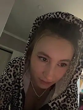 viviandaimond1 online show from 02/18/25, 06:58