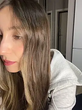 viviandaimond1 online show from 02/24/25, 04:47