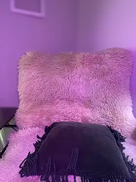 GoldieBakeman online show from 02/10/26, 05:06