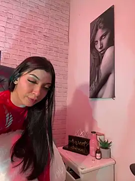 Snapshot of _Chartlotte chatting on 03/07/25, 01:09 Chartlotte online show from 03/07/25, 01:09