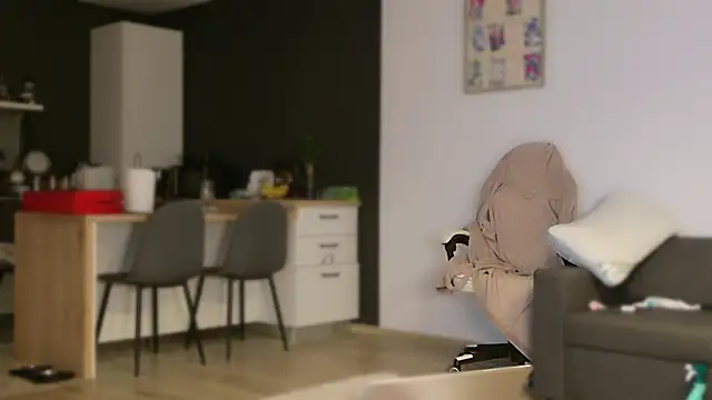 Lorennameliyy online show from 09/26/25, 07:29