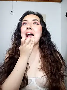 Emi chik online show from 12/21/24, 03:03