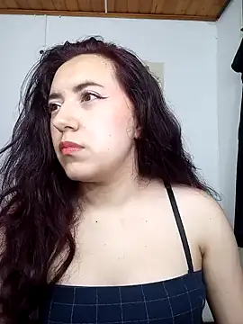 Emi chik online show from 12/27/24, 10:55