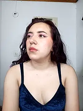 Emi chik online show from 01/11/25, 02:52