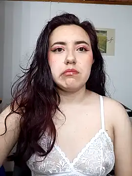 Emi chik online show from 01/19/25, 11:01