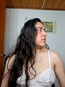 Emi chik online show from 02/28/26, 10:38