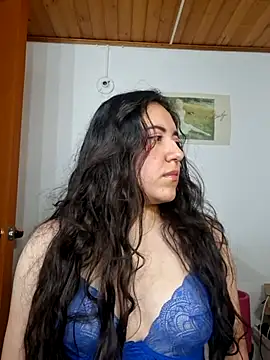 Emi chik online show from 03/27/26, 10:48