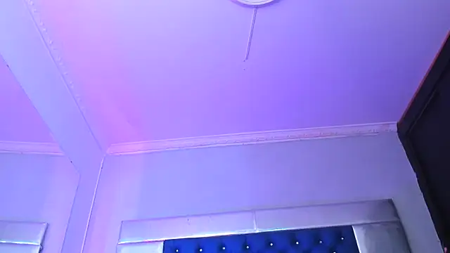 Snapshot of Eyleen_Santos chatting on 07/21/26, 11:45 Eyleen Santos online show from 07/21/26, 11:45