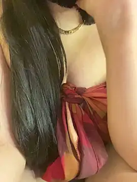 Snapshot of Cameelia chatting on 11/02/25, 12:02 Cameelia online show from 11/02/25, 12:02