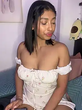 Snapshot of Isabella_fasilier chatting on 01/22/25, 08:51 Isabella fasilier online show from 01/22/25, 08:51