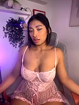 Snapshot of Isabella_fasilier chatting on 09/24/25, 01:09 Isabella fasilier online show from 09/24/25, 01:09
