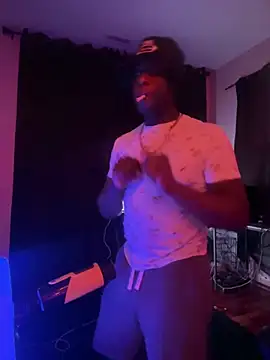 Snapshot of Pressure69mee chatting on 02/12/25, 12:48 Pressure69mee online show from 02/12/25, 12:48