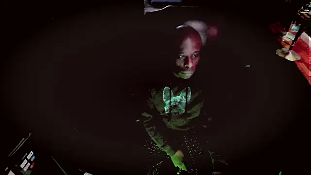 Snapshot of Pressure69mee chatting on 03/17/25, 06:29 Pressure69mee online show from 03/17/25, 06:29