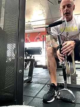 Snapshot of luv2masterb8247 chatting on 12/02/24, 02:09 luv2masterb8247 online show from 12/02/24, 02:09