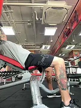 Snapshot of luv2masterb8247 chatting on 12/05/24, 01:58 luv2masterb8247 online show from 12/05/24, 01:58