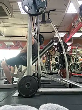 Snapshot of luv2masterb8247 chatting on 12/08/24, 02:07 luv2masterb8247 online show from 12/08/24, 02:07