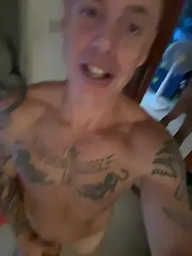 Snapshot of luv2masterb8247 chatting on 12/09/24, 05:07 luv2masterb8247 online show from 12/09/24, 05:07