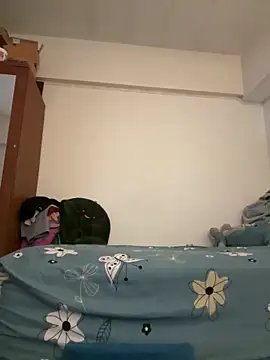 Snapshot of luv2masterb8247 chatting on 12/12/24, 05:10 luv2masterb8247 online show from 12/12/24, 05:10