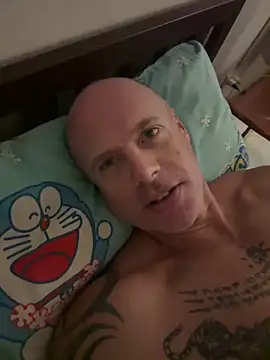 Snapshot of luv2masterb8247 chatting on 01/10/25, 12:38 luv2masterb8247 online show from 01/10/25, 12:38