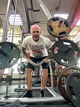 Snapshot of luv2masterb8247 chatting on 01/20/25, 02:01 luv2masterb8247 online show from 01/20/25, 02:01