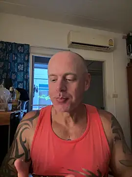 Snapshot of luv2masterb8247 chatting on 02/03/25, 04:25 luv2masterb8247 online show from 02/03/25, 04:25