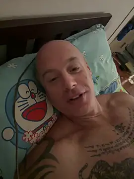 Snapshot of luv2masterb8247 chatting on 02/05/25, 12:42 luv2masterb8247 online show from 02/05/25, 12:42