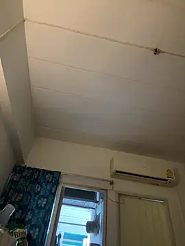 Snapshot of luv2masterb8247 chatting on 02/21/25, 04:18 luv2masterb8247 online show from 02/21/25, 04:18