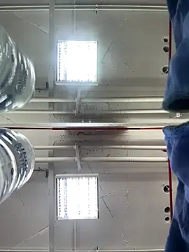 Snapshot of luv2masterb8247 chatting on 03/14/25, 02:10 luv2masterb8247 online show from 03/14/25, 02:10