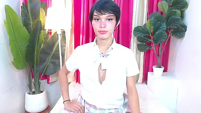 Notaestheticallykylinee online show from 06/29/26, 02:29