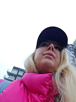 Snapshot of MariaRichi_ chatting on 02/10/25, 07:26 MariaRichi  online show from 02/10/25, 07:26