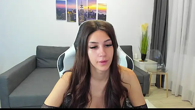 Kimi Ivy online show from 10/21/25, 04:02